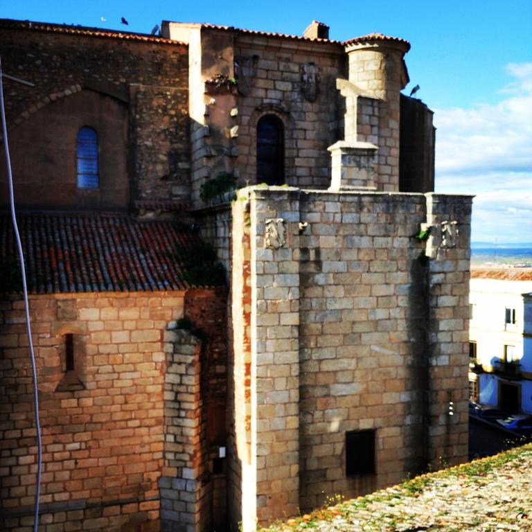 Apartamentos De La Parte Antigua De Caces Buitenkant foto